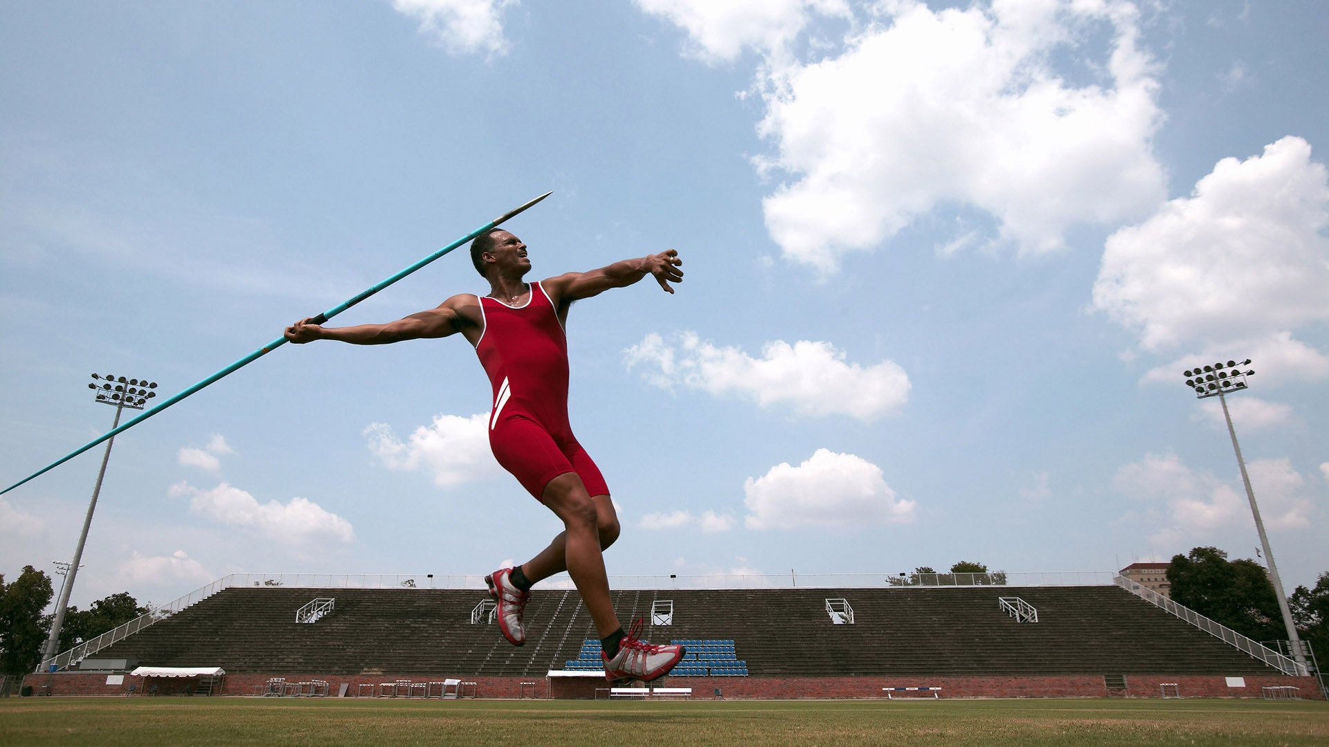 海外电竞市场快速布局，中国企业加快“出海”步伐，电竞国内外